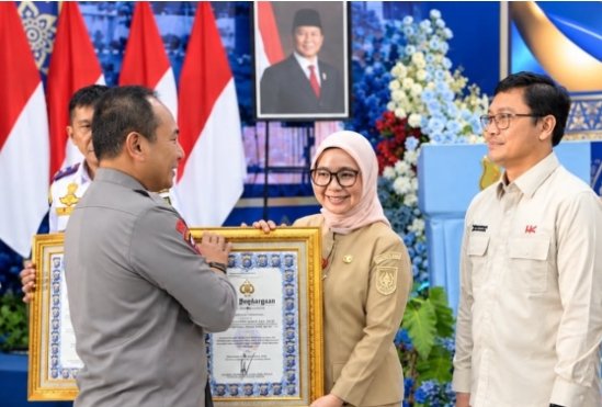 Bapenda Riau Raih Penghargaan Polda Riau Berkat Kolaborasi Pelayanan Publik