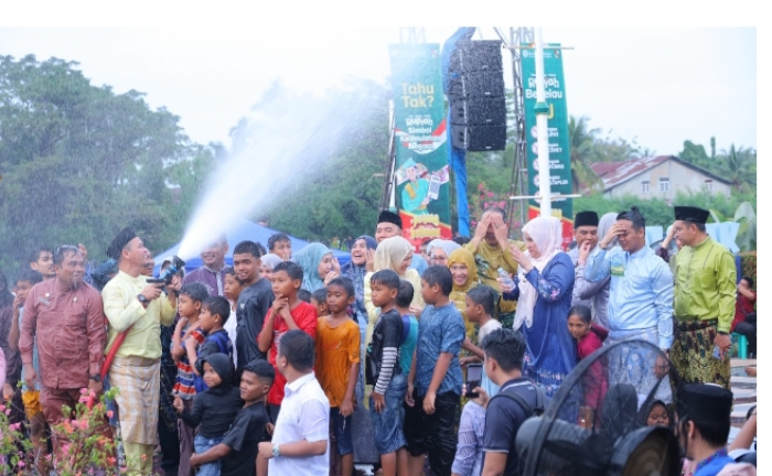 Kebersamaan Wako Pekanbaru Bersama Warga Terlihat Dalam Petang Belimau Sambut Ramadan 1447 H