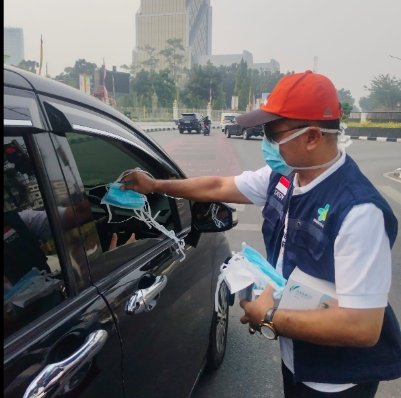 Antisipasi Dampak Kabut Asap, Diskes Pekanbaru Bagikan 2.000 Masker Gratis