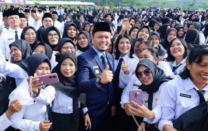 Pemko Pekanbaru Angkat Lebih dari 1.100 Guru PPPK Paruh Waktu, Gaji di Atas UMR