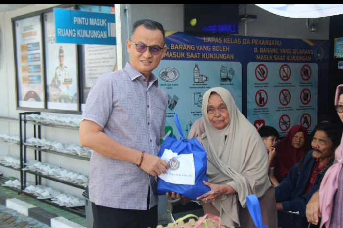 Semangat Berbagi di Bulan Ramadhan, Lapas Pekanbaru Gelar Bakti Sosial