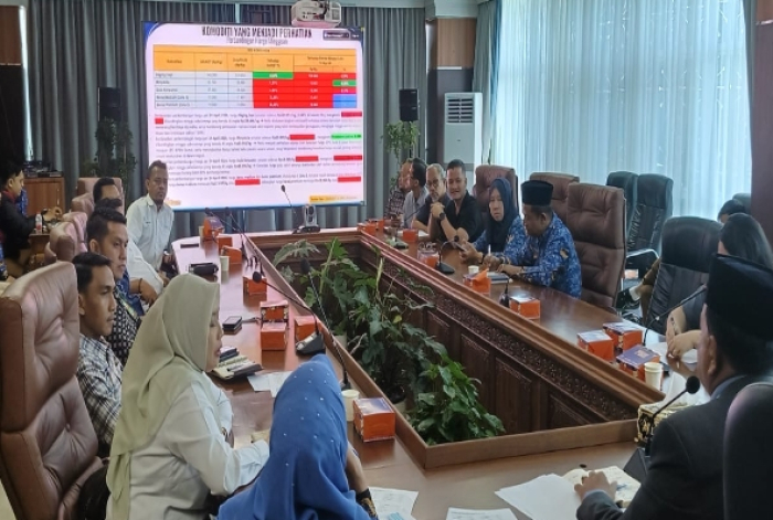 Harga Minyakita Tembus Rp20 Ribu Per Liter, Pemko Pekanbaru Kumpulkan Para Distributor