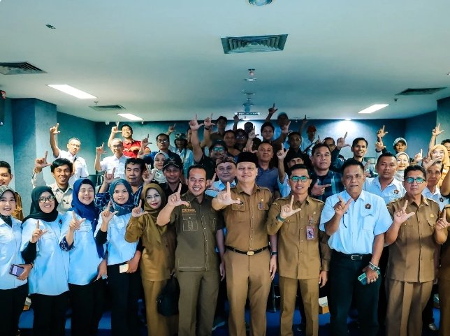 Diskominfo Pekanbaru dan Solok Kerja Sama Pengembangan Media dan TRC 112
