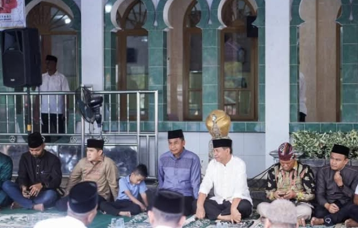 Safari Ramadhan di Kampar Kiri Tengah, Bupati Kampar Kunjungi Masjid Jami Al Mubarokah Desa Karya Bakti