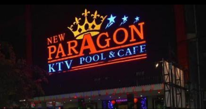 Sah Secara Regulasi: Satpol PP Pekanbaru Cabut Stiker Pelanggaran di New Paragon KTV