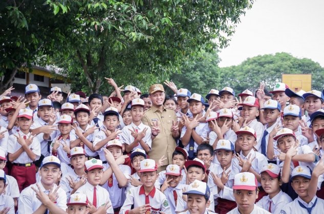 Pemko Pekanbaru Upayakan Seragam Sekolah Gratis Bisa Segera Disalurkan