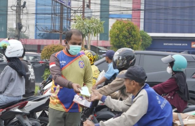 Pemko Pekanbaru Sosialisasi Penanganan Dampak Kabut Asap dan Bagikan Masker Gratis