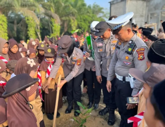 Sat Lantas Polres Siak Laksanakan Kegiatan Green Policing Generasi Gen Z