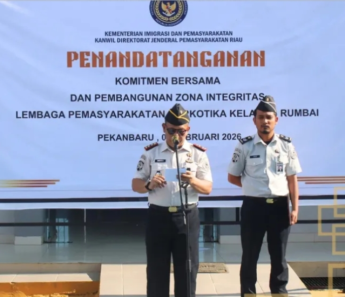 Teguhkan Pembangunan Zona Integritas Lapas Narkotika Rumbai Laksanakan Apel Penandatanganan Komitmen Bersama