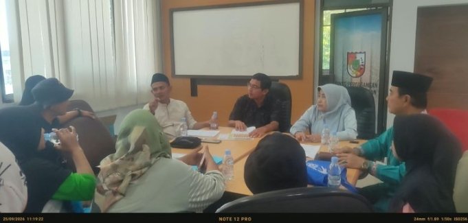 Terima Aduan Pedangang Pasar Panam, Kadisperindag Berjanji Akan Menyampaikan Langsung ke Walikota Agung Nugroho