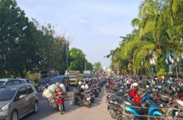 Dishub Ingatkan Jangan Paksakan Kendaraan Masuk saat Kantong Parkir Penuh