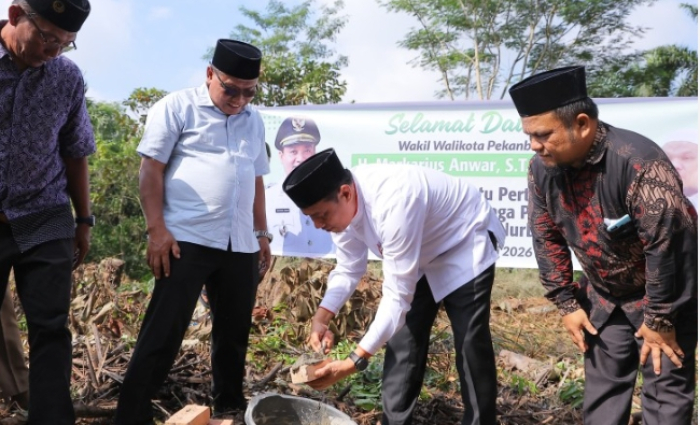 Wawako Pekanbaru Letakkan Batu Pertama Lembaga Tahfidz di Rumbai Timur