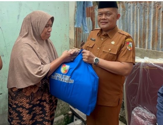 Pemko Pekanbaru Salurkan Bantuan untuk Korban Kebakaran