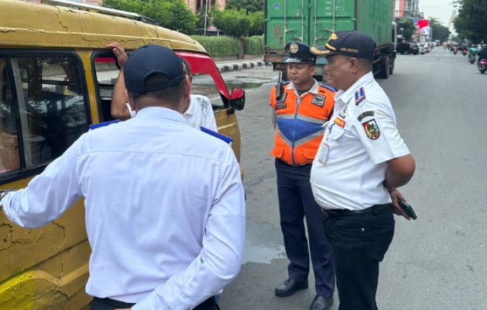 Dishub Pekanbaru Jaring Angkot dan Bus Kota Tidak Layak Jalan