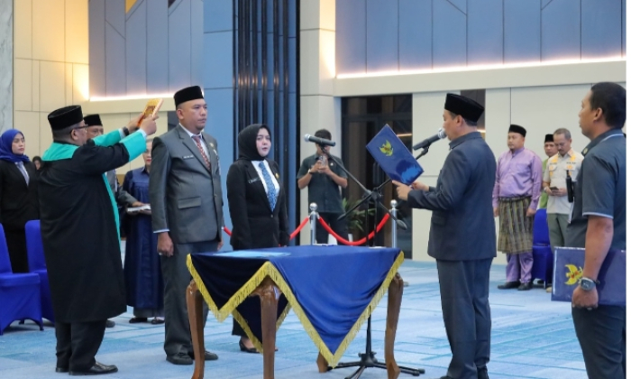 Wawako Lantik Pejabat Eselon III dan IV Lingkungan Pemko Pekanbaru, Berikut Namanya