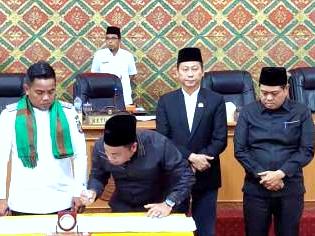 Ketua DPRD Pelalawan Buka Paripurna Teken Nota Kesepakatan KUA-PPA 2023