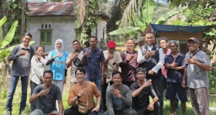 PLN Nusantara Power UP Tenayan Salurkan 15 Kolam dan 12.000 Bibit Nila Kepada Pokdakan Warga Industri Tenayan 