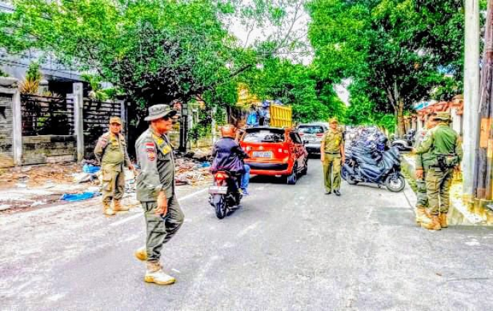 20 Bangunan Liar di Dekat RSUD Arifin Achmad Dibongkar Satpol PP Pekanbaru