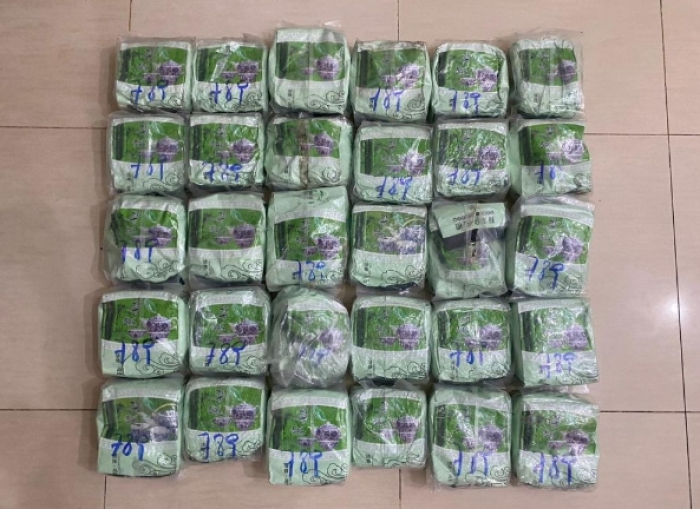 Polda Riau Dibackup Lanal Dumai Kembali Gagalkan Penyelundupan 30 Kg Sabu