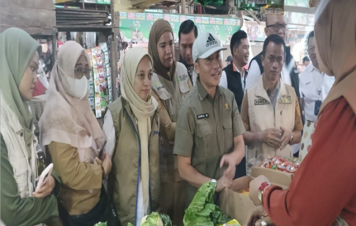 Bapanas dan Satgas Pangan Turun Cek Harga Minyakita di Pasar Tradisional Pekanbaru