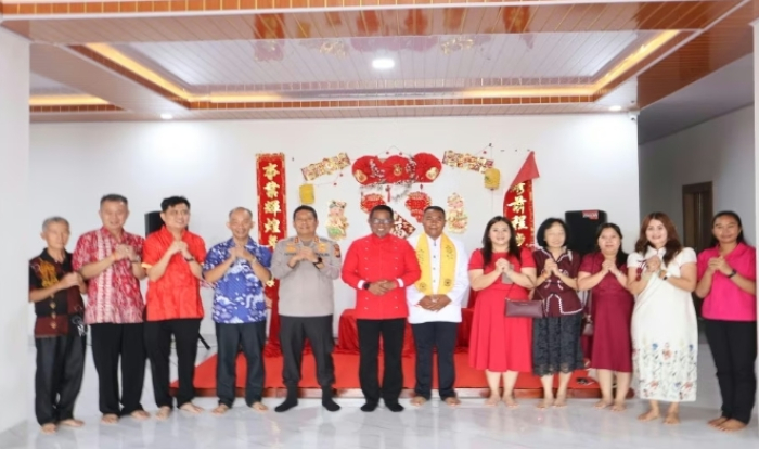 Bupati dan Kapolres Pelalawan hadiri Perayaan Tahun Baru Imlek 2577 Kongzili Tahun 2026 di Vihara Setya Dhamyacakka