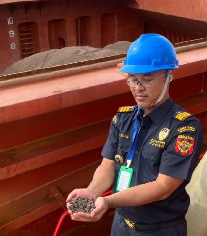 Bea Cukai Pekanbaru Fasilitasi Ekspor 18.000 Ton Cangkang Sawit ke Jepang, Sumbang Devisa USD 1,98 Juta