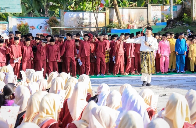 Pemko Pekanbaru Gencarkan Edukasi HIV/AIDS di SMP Lewat Program KPA Goes to School