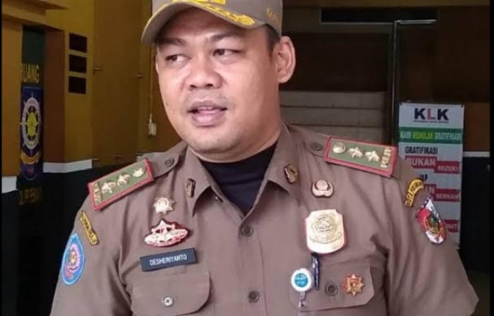 Satpol PP Pekanbaru akan Tertibkan PKL di Depan Pemancar RRI Jalan HR Soebrantas