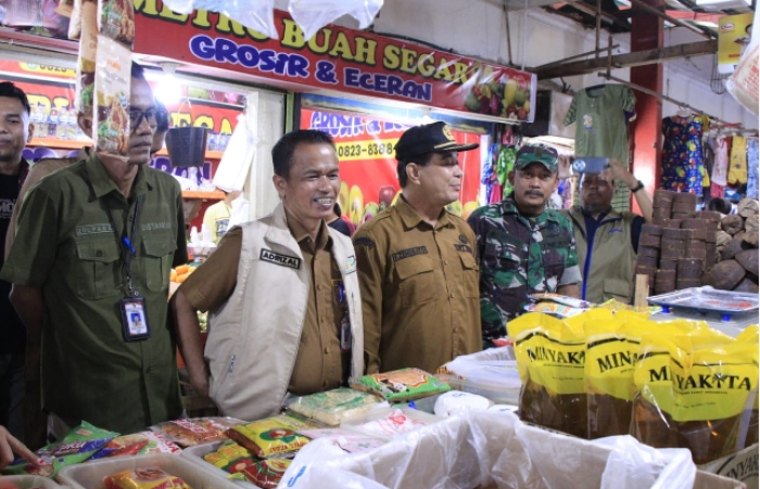 Pemko Pekanbaru Pantau Ketersediaan Pangan di Pasar Tradisional, Sejumlah Harga Komoditi Turun
