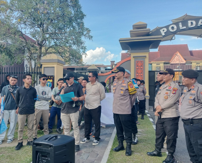 KNPI Gelar Aksi Demo di Polda Riau, Buntut Pengeroyokan Yang Menimpa Ketua PK Rumbai Timur