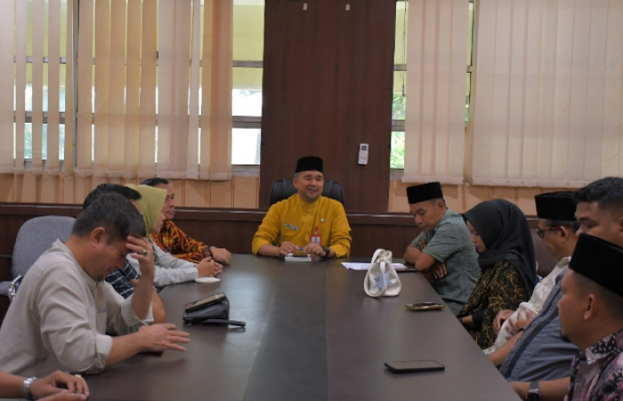 Komisi I DPRD Kabupaten Rokan Hulu Lakukan Kunjungan Kerja ke Badan Kesbangpol Riau