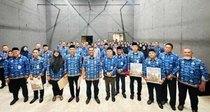 Rombak Posisi Strategis di Disnakertrans Riau, Roni Rahmat Minta Pejabat Baru Langsung Tancap Gas