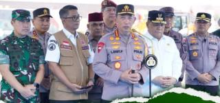 Kapolri Serahkan Bantuan Alat Karhutla untuk BPBD Riau