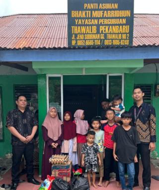 Sambangi 2 Panti Asuhan di Pekanbaru, New Paragon dan Grand Dragon Salurkan Bantuan Jumat Berkah