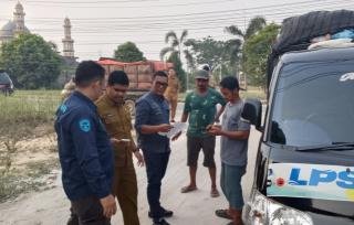 Tidak Mengantongi Izin Operasional, Tim Gabungan DLHK Pekanbaru Amankan Tiga Unit Angkutan Sampah